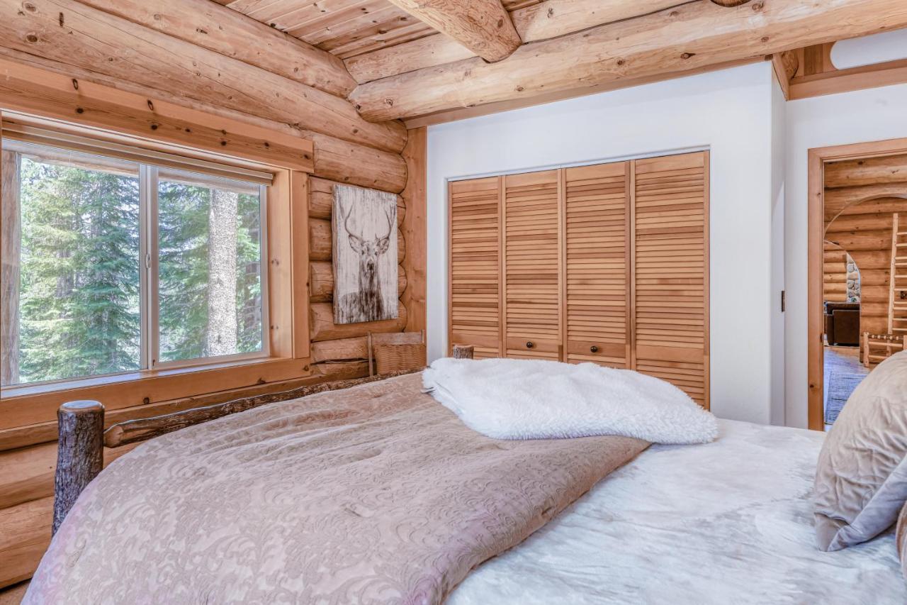Log Cabin Estate - Falcon Ridge Truckee Buitenkant foto